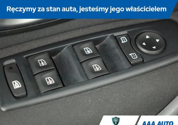 Renault Megane cena 23000 przebieg: 169749, rok produkcji 2010 z Bodzentyn małe 211